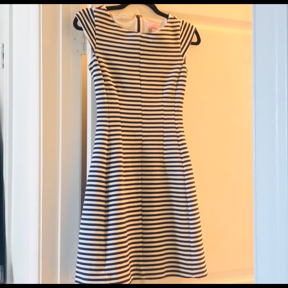 Lilly Pulitzer dress - size xs